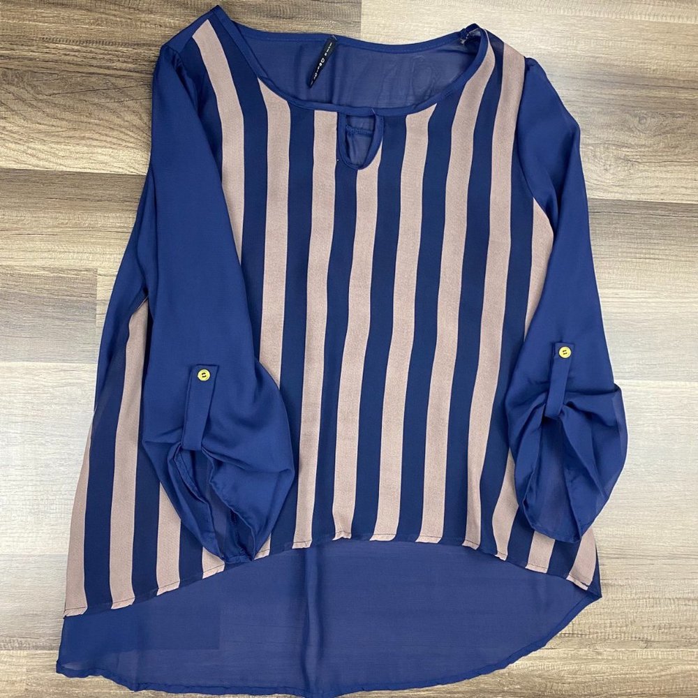 Women's Iris Design L Blouse